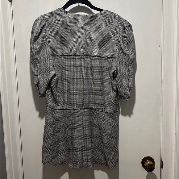 VERONICA BEARD plaid short sleeve button down blouse - Picture 6 of 6